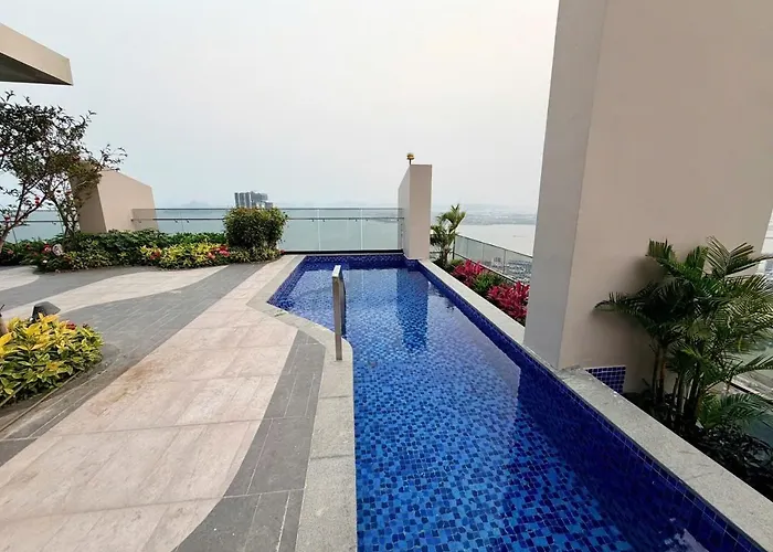 Icon 40 2pn Tầng Cao View Biển 2br High Floor Sea View 正面海景两居室 * Hạ Long