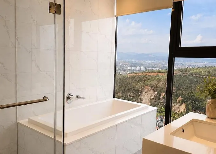 Icon 40 2pn Tầng Cao View Biển 2br High Floor Sea View 正面海景两居室 Căn hộ